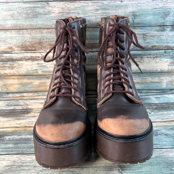 Steve Madden Avenger Combat Boot 9M Brown Leather Camo Print Platform Grunge - Picture 3 of 13
